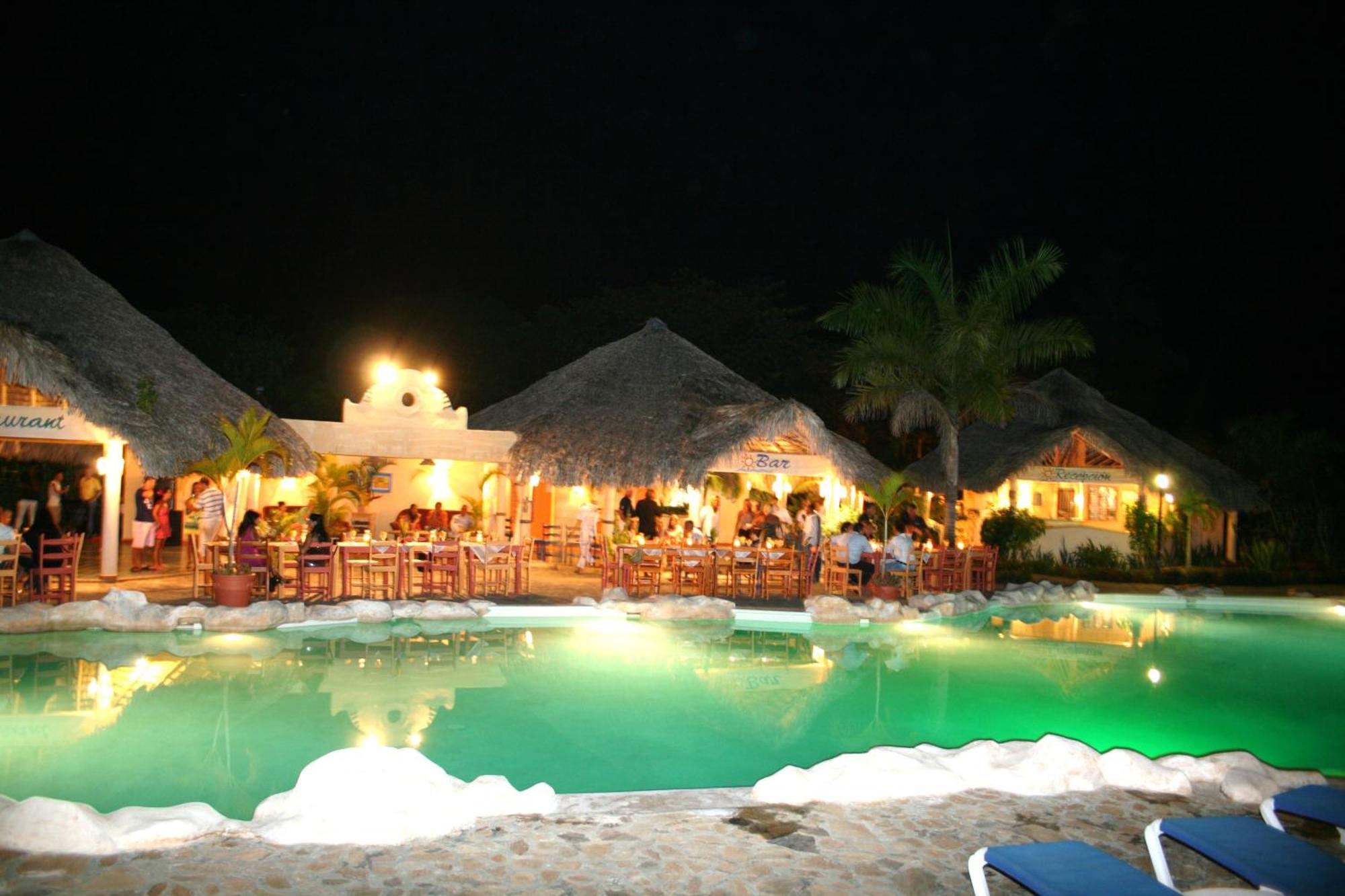 Hotel - Residencial Madrugada Las Terrenas Exterior foto